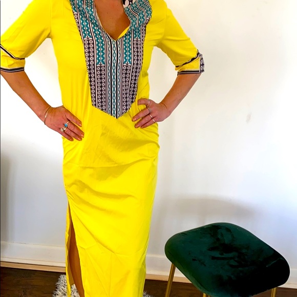 Long breezy light fabric dress.  Brand New. - Picture 1 of 1